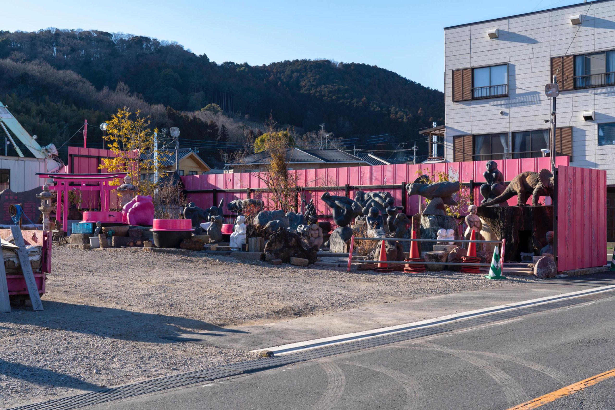 神辺土建コレクション