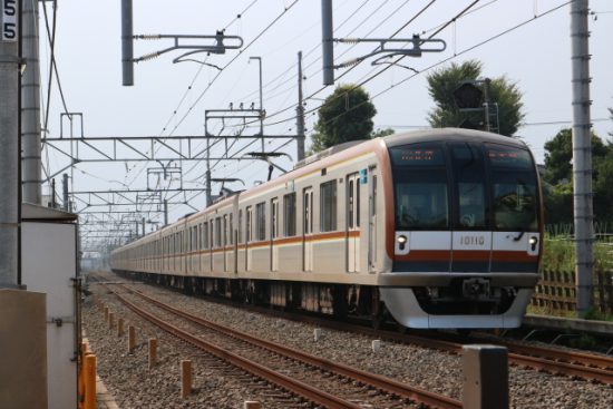 東京メトロ10000系