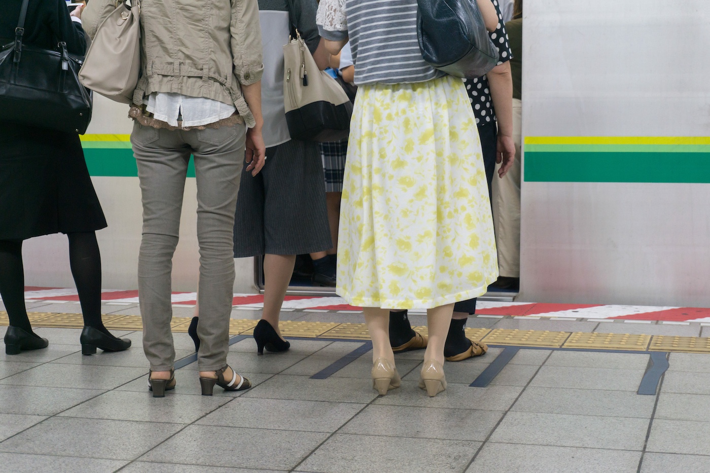 通勤ラッシュ