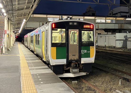 木更津駅で出発を待つ、始発の上総亀山行きの久留里線